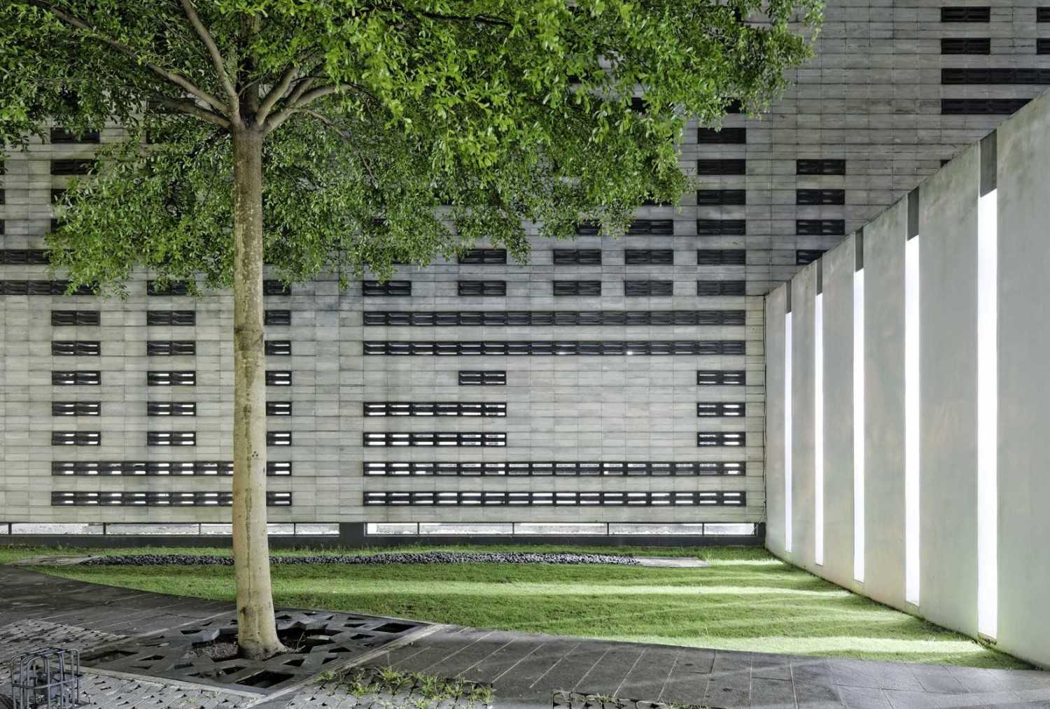 Masjid kontemporer karya Urbane // arsitag.com