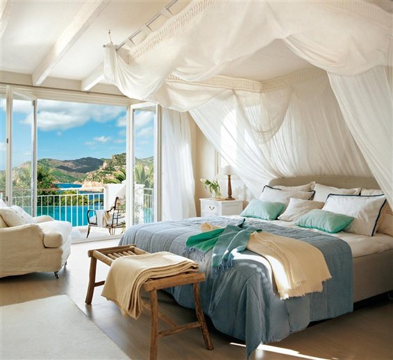 Kamar tidur romantis berkelambu // frezkyboing1.blogspot.com