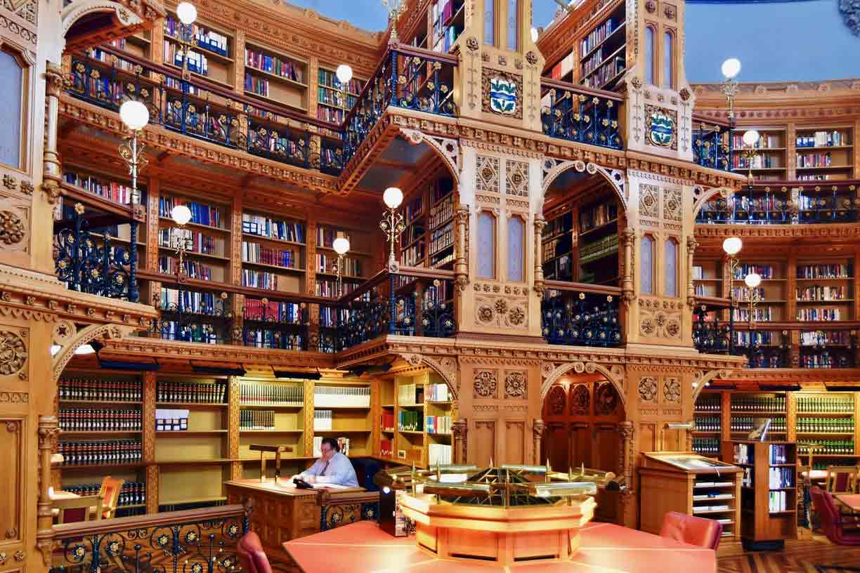 Perpustakaan megah di Kanada, The Library of Parliament // trover.com