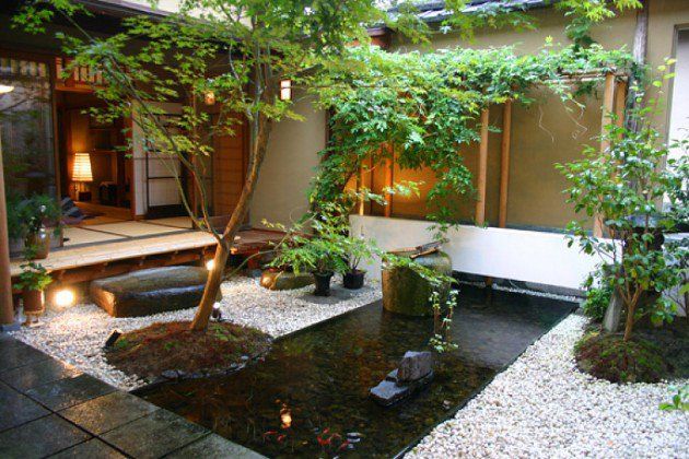 Kolam ikan bernuansa zen garden // pinterest.com