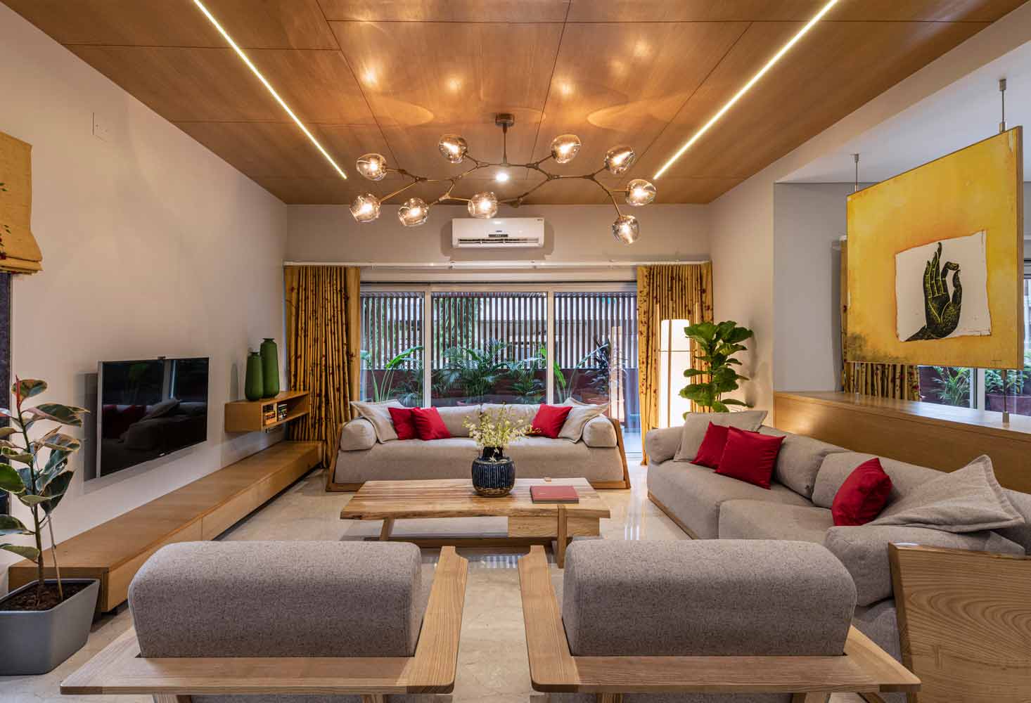 Interior Red Box House yang menggunakan warna ceria, karya The Grid Architects // archdaily.com