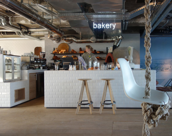 Sudut bakery di dalam hotel karya Werner Aisslinger // design-milk.com