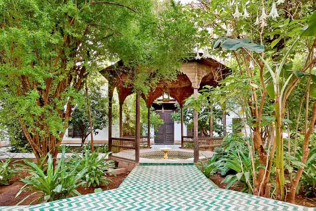 Taman Maroko yang rindang karya Alessio Mei // houseandgarden.co.uk