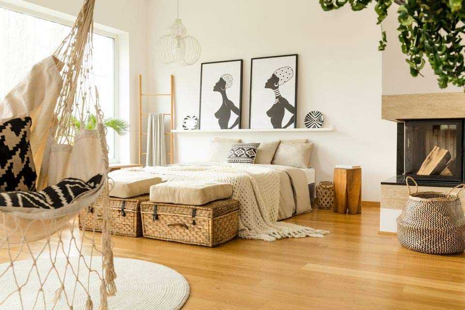 Hammock yang khas dalam desain boho // thespruce.com