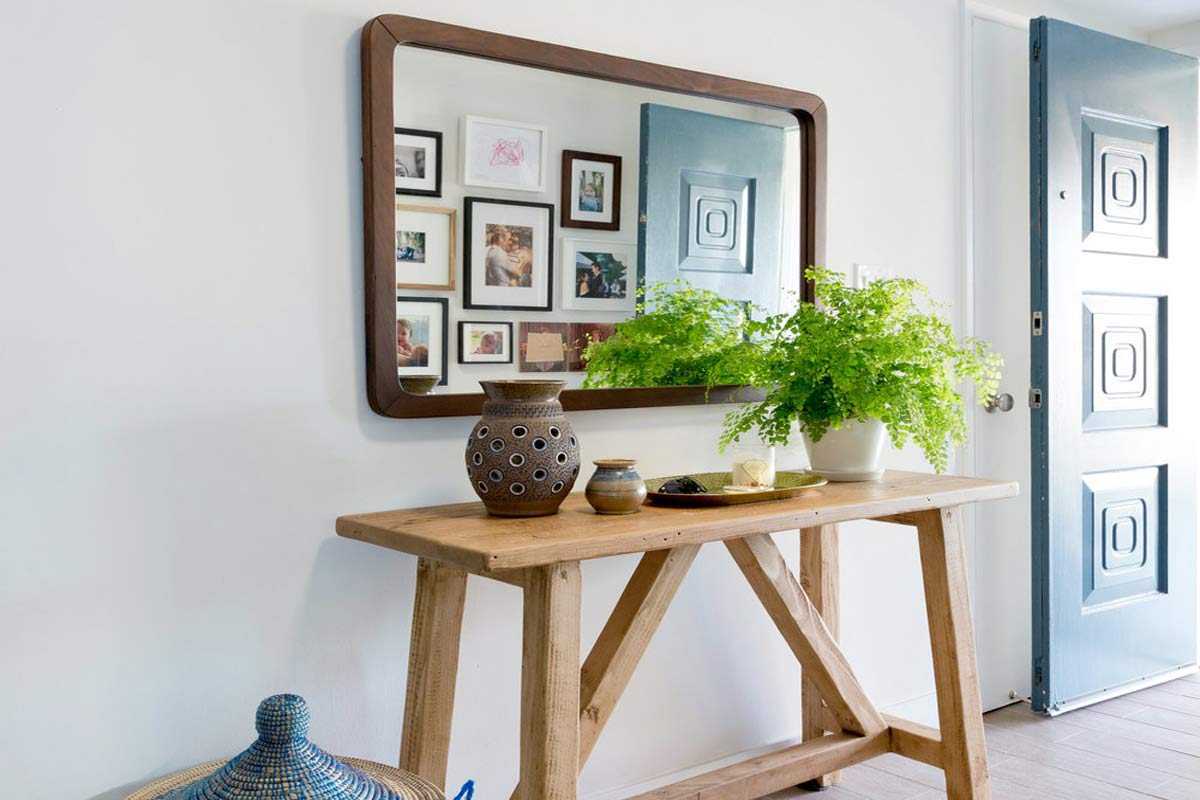 Dekorasi tanaman pakis suplir karya Hive LA Home // houzz.com